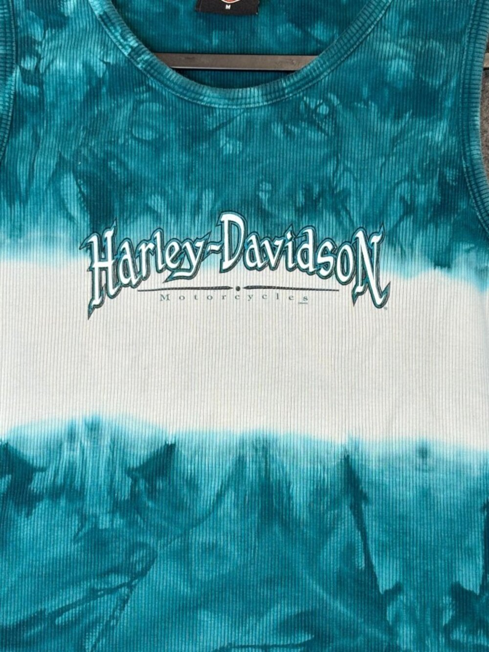 Harley-Davidson Womens Medium Tank Top Teal White Tie-Dye Ribbed Hals New Berlin - Picture 2 of 8